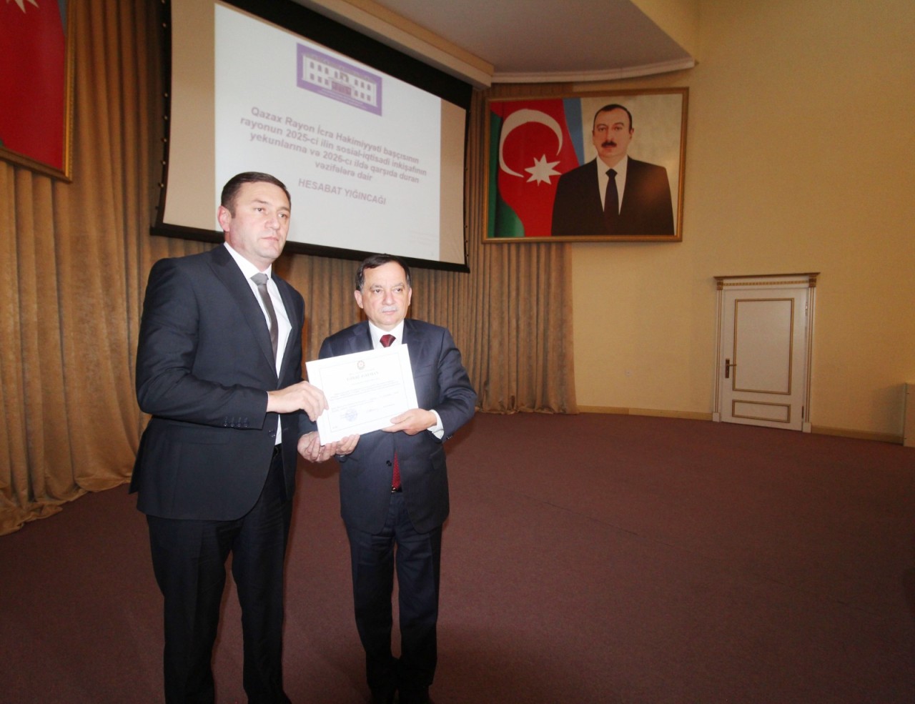 Qazaxın icra başçısı hesabat yığıncağı keçirdi - FOTOLAR